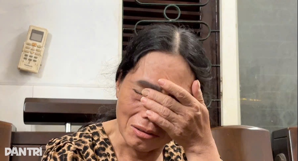 Bi kịch cuộc đời người mẹ Hà Nội, 31 năm mong tìm con gái bị bỏ rơi - 2 Bi kịch cuộc đời người mẹ Hà Nội, 31 năm mong tìm con gái bị bỏ rơi - 2