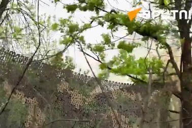 Đạn pháo "trăm phát, trăm trúng" của Nga bắn nổ tung siêu tăng Abrams