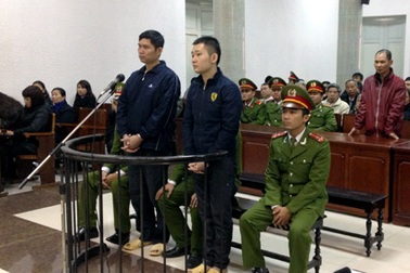 Ai chủ mưu phi tang xác nạn nhân Cát Tường xuống sông?