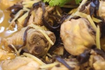 "Say" ngất ngây với món gà om rượu thơm lừng