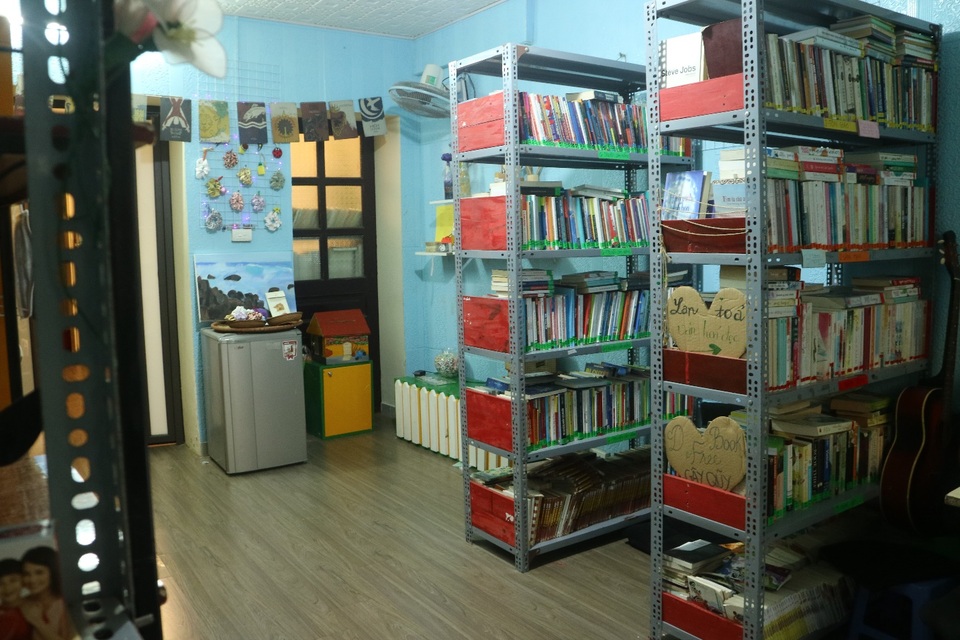 Cựu sinh viên ĐH Bách Khoa mở thư viện sách 3 không, lan tỏa văn hóa đọc - 2 Cựu sinh viên ĐH Bách Khoa mở thư viện sách 3 không, lan tỏa văn hóa đọc - 2