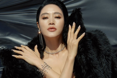 "Chị đẹp" Kim Hye Soo: Nhan sắc thăng hạng, tài năng diễn xuất thượng thừa