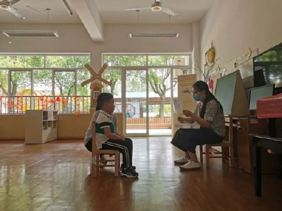 Trung Quốc: Trường mầm non mở cửa sau Covid-19, chỉ có 1 học sinh tới lớp - 2 Trung Quốc: Trường mầm non mở cửa sau Covid-19, chỉ có 1 học sinh tới lớp - 2