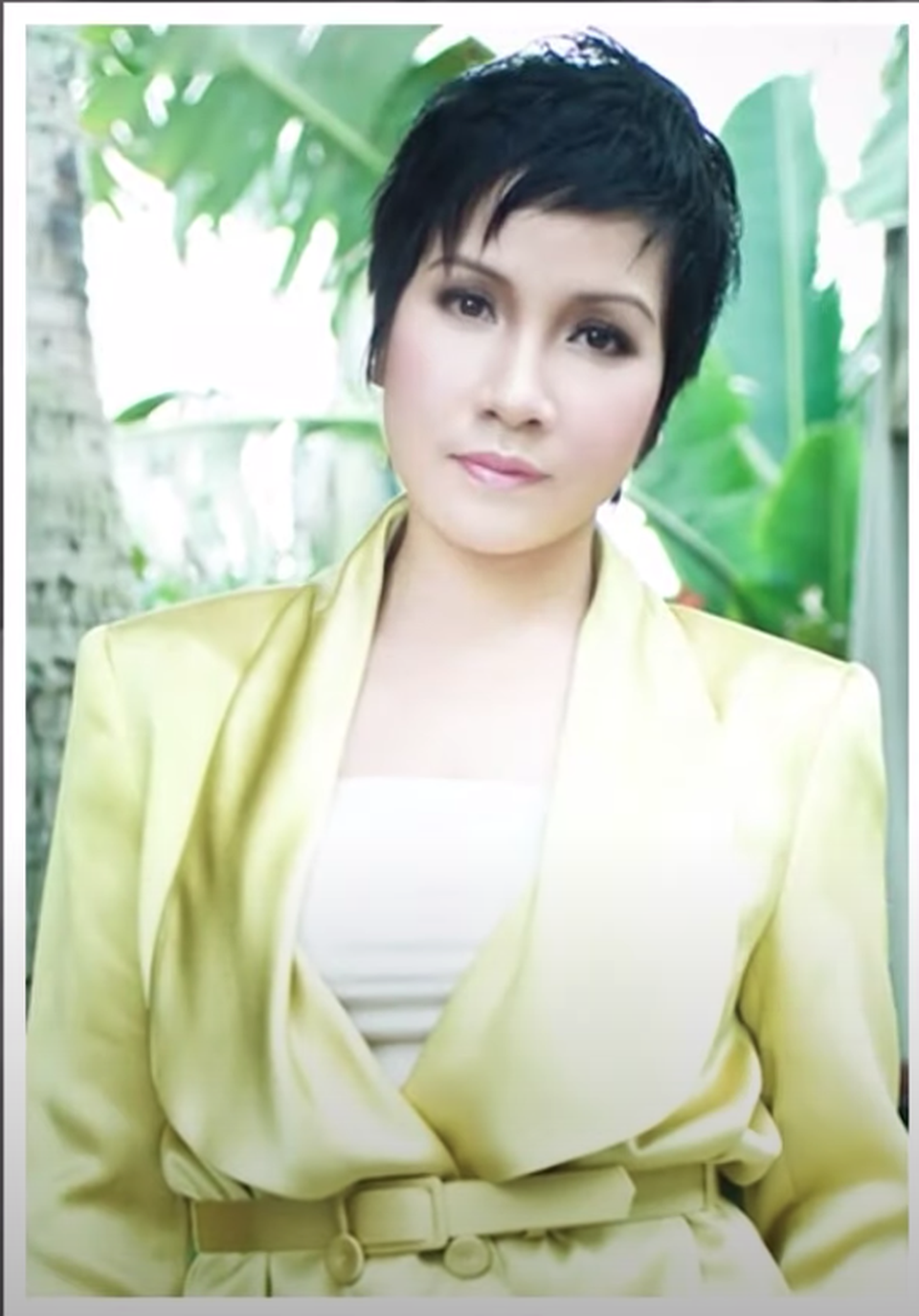 Xuân Hinh: Lúc Mỹ Linh chưa trang điểm, nhìn xấu kinh khủng - 5 Xuân Hinh: Lúc Mỹ Linh chưa trang điểm, nhìn xấu kinh khủng - 5