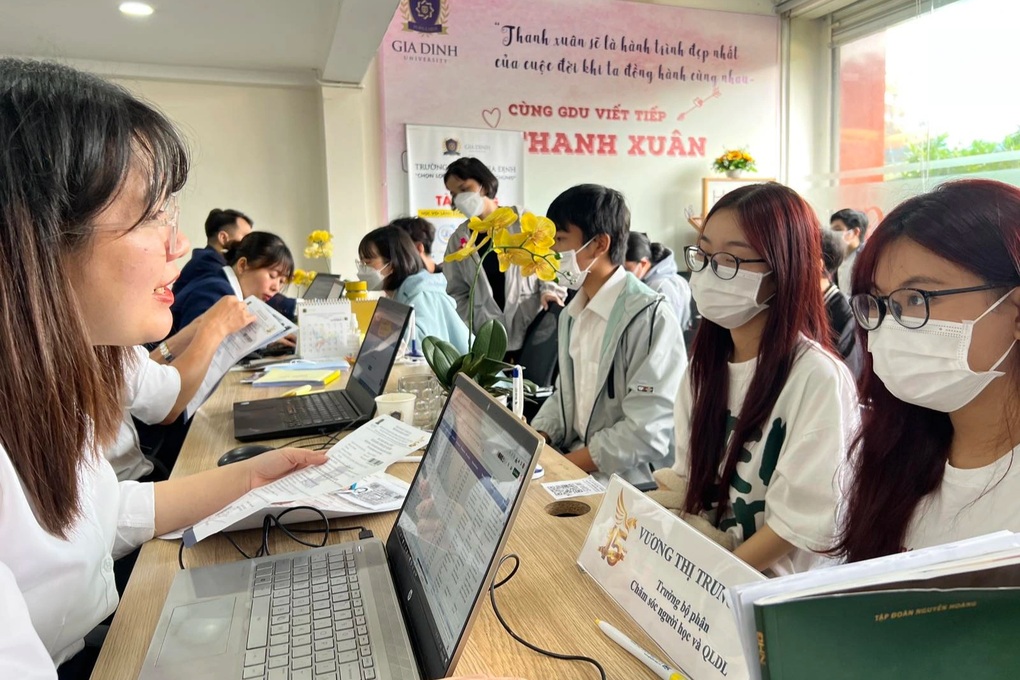 Điểm mới trong lịch xét tuyển đại học năm 2025 thí sinh cần lưu ý - 2 Điểm mới trong lịch xét tuyển đại học năm 2025 thí sinh cần lưu ý - 2