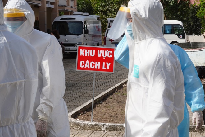 Bệnh viện Dã chiến 300 giường tại Sài Gòn sẵn sàng đón bệnh nhân - 11 Bệnh viện Dã chiến 300 giường tại Sài Gòn sẵn sàng đón bệnh nhân - 11