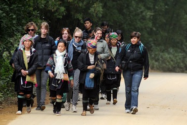 Du khách đổ về Sa Pa chờ đón Giáng sinh “0 độ C”