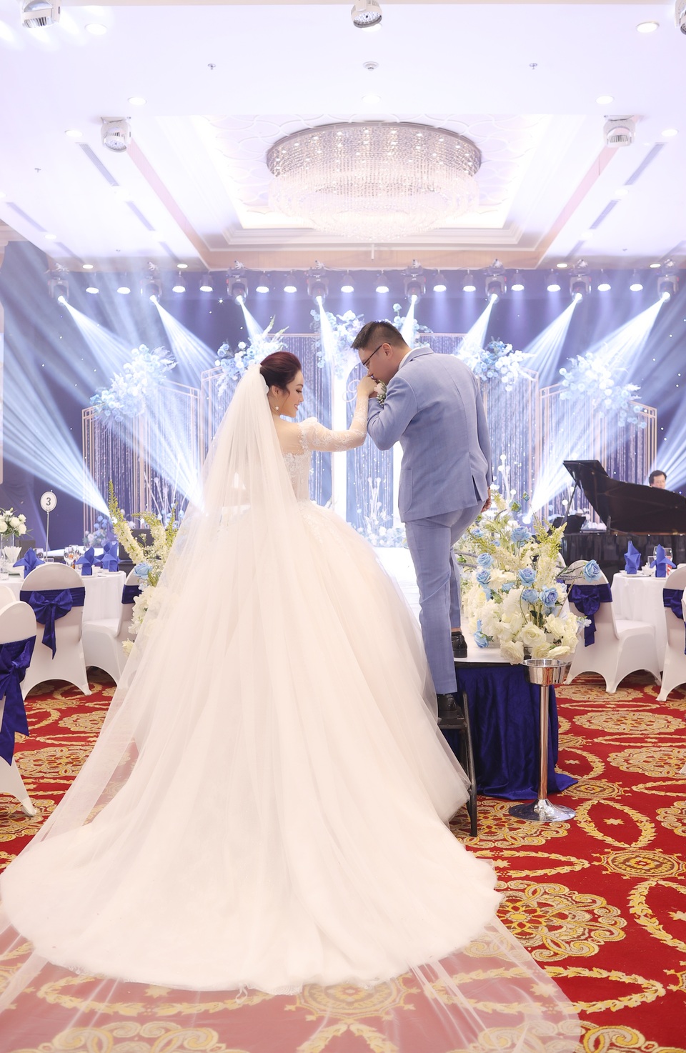 Tân Nhàn bất ngờ tái hôn sau khi bí mật ly hôn ca sĩ Tuấn Anh - 6 Tân Nhàn bất ngờ tái hôn sau khi bí mật ly hôn ca sĩ Tuấn Anh - 6