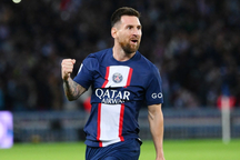 Lionel Messi nói điều phũ phàng về PSG