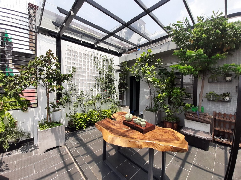 Người chồng biến sân thượng thành góc trốn dịch bình yên tặng vợ con - 5 Người chồng biến sân thượng thành góc trốn dịch bình yên tặng vợ con - 5