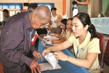 62% người cao tuổi VN chưa có lương hưu hoặc trợ cấp tuổi già