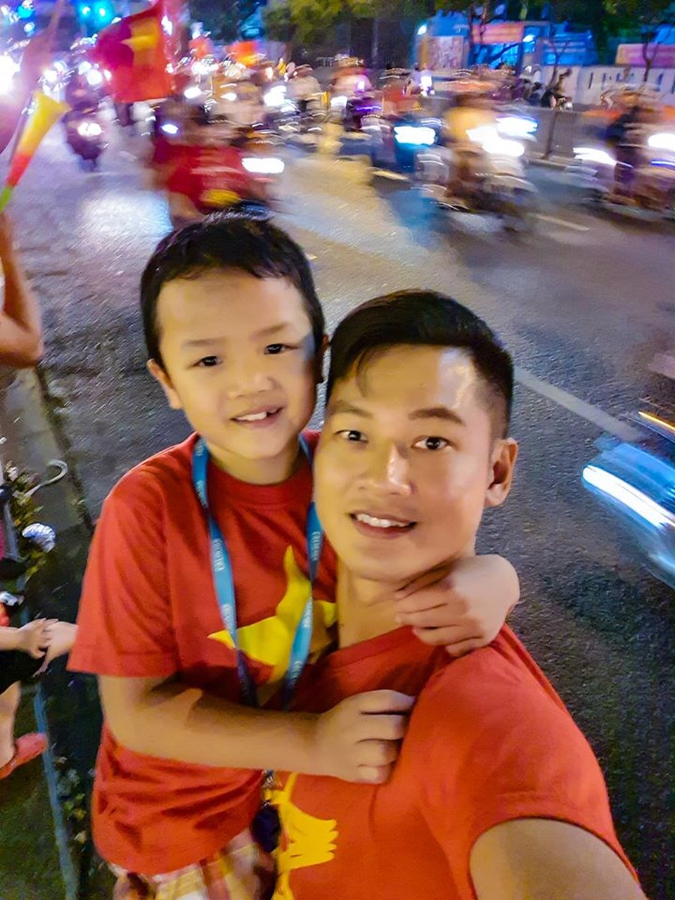 Nghệ sĩ Việt vỡ oà, nghẹn ngào khi U22 Việt Nam đoạt HCV SEA Games - 7 Nghệ sĩ Việt vỡ oà, nghẹn ngào khi U22 Việt Nam đoạt HCV SEA Games - 7