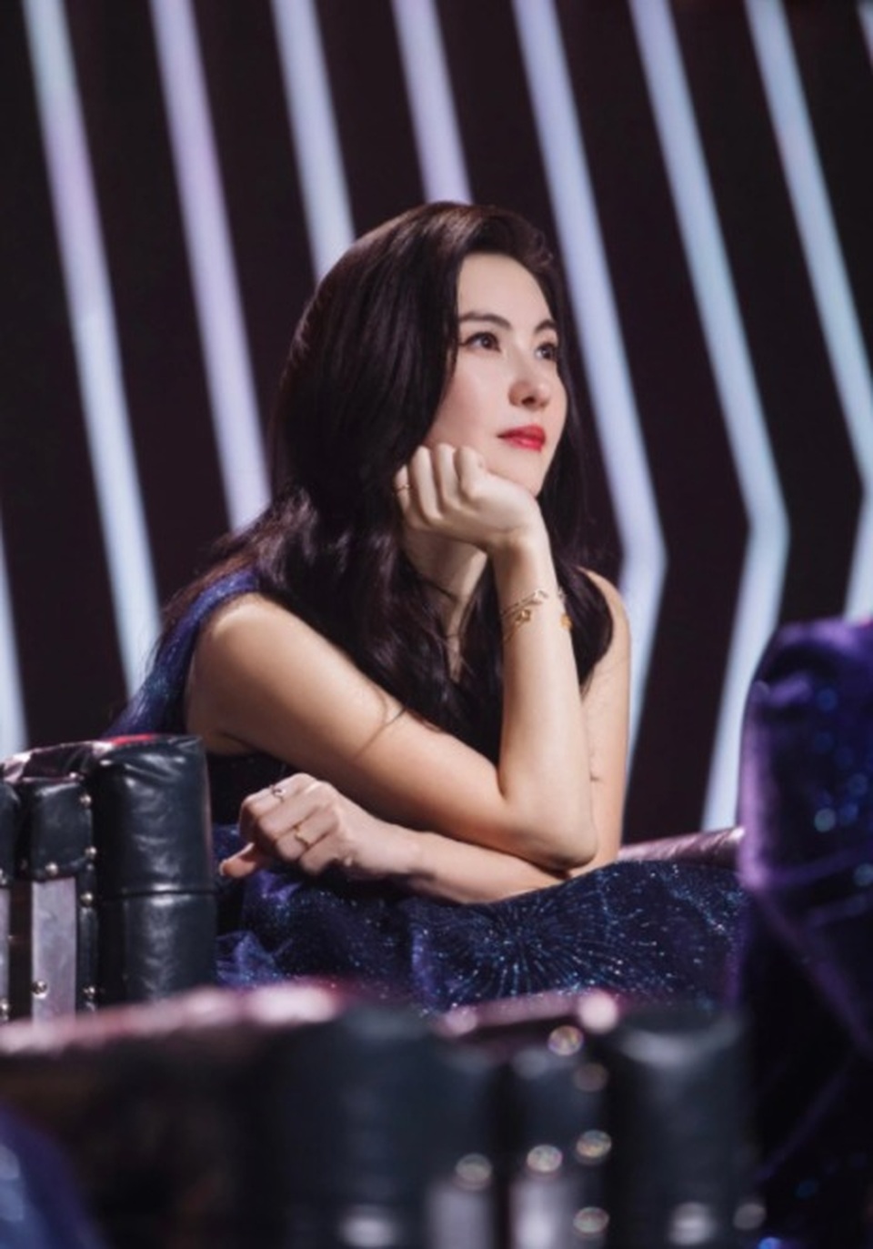 Mặc trùng váy, Dương Mịch và Trương Bá Chi ai đẹp hơn? - 7 Mặc trùng váy, Dương Mịch và Trương Bá Chi ai đẹp hơn? - 7
