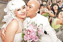 Đám cưới ấm áp của Trương Vệ Kiện và Trương Tây