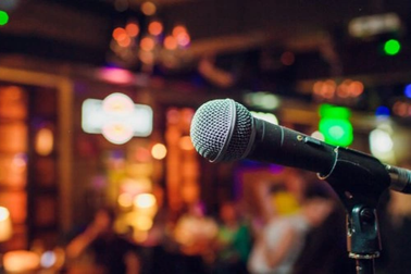 4 người trong quán hát karaoke bị khách đâm trọng thương