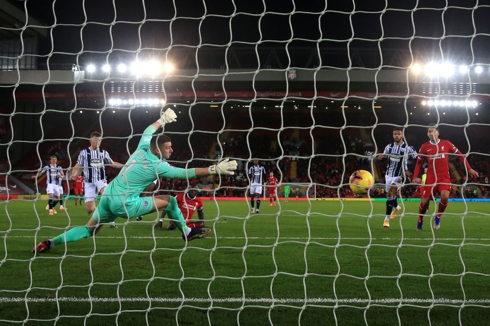 Liverpool, Tottenham bị cầm hòa theo cùng một kịch bản - 1 Liverpool, Tottenham bị cầm hòa theo cùng một kịch bản - 1