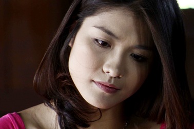 Tiến Đoàn đến trường quay thăm Bích Huyền