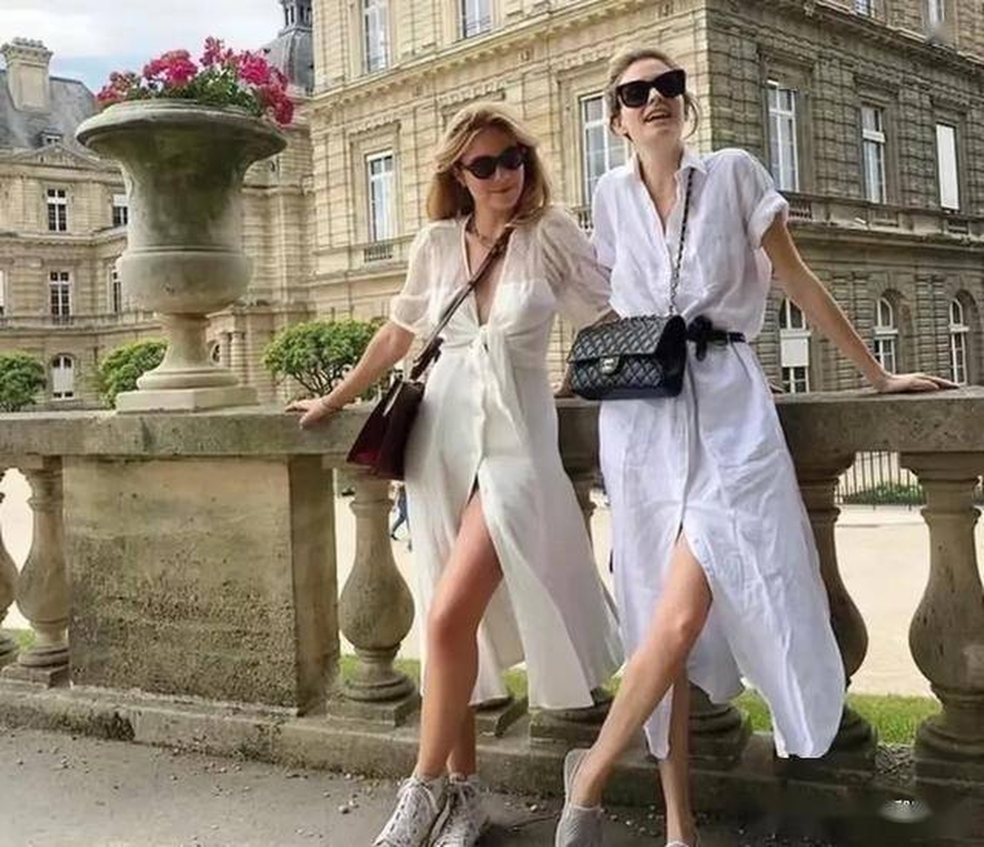 Diện váy dài mùa hè: Bí quyết dành cho quý cô lãng mạn và duyên dáng - 5