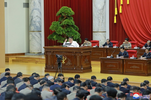 Năm “ngoại giao” khởi sắc của nhà lãnh đạo Kim Jong-un - 22 Năm “ngoại giao” khởi sắc của nhà lãnh đạo Kim Jong-un - 22