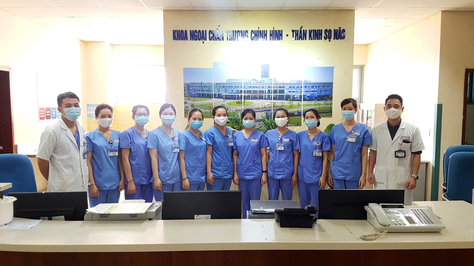 Bác sĩ tình nguyện vào tâm dịch Covid-19: Chọn nghề phải xứng với nghề! - 6 Bác sĩ tình nguyện vào tâm dịch Covid-19: Chọn nghề phải xứng với nghề! - 6