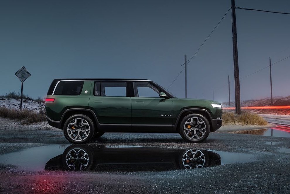 Mẫu xe đặc biệt chở tỷ phú Jeff Bezos tới bệ phóng tàu không gian - 4 Mẫu xe đặc biệt chở tỷ phú Jeff Bezos tới bệ phóng tàu không gian - 4