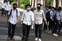 Giáo dục công dân đón "mưa điểm 10", Ngữ văn vắng bóng điểm tuyệt đối