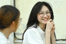 Thi tốt nghiệp THPT 2025: Thí sinh tự do hồi hộp trước "chuyến đò cuối"
