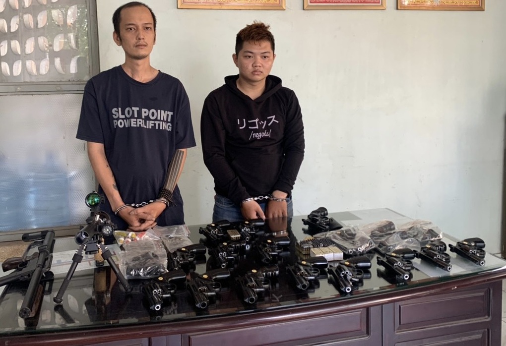 Phá đường dây chế tạo và mua bán súng ở Bình Dương và TPHCM - 1 Phá đường dây chế tạo và mua bán súng ở Bình Dương và TPHCM - 1