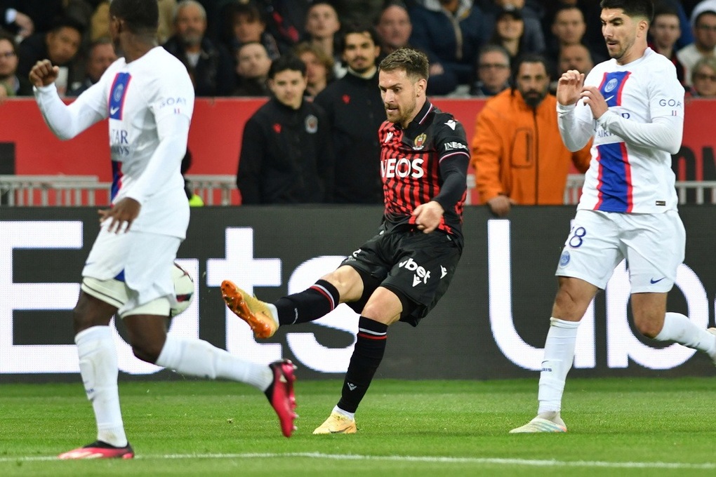 Giúp PSG đánh bại Nice, Messi vượt thành tích của Ronaldo tại châu Âu - 2 Giúp PSG đánh bại Nice, Messi vượt thành tích của Ronaldo tại châu Âu - 2