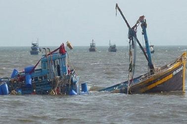 Ngư dân Quảng Bình bất ngờ mất tích trên biển