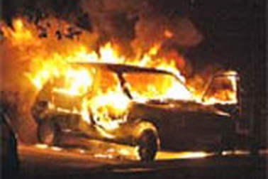 Đốt ôtô để lấy 500 triệu đồng tiền bảo hiểm