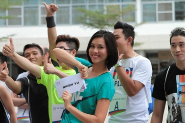 Hoàng My bất ngờ gặp lại tình cũ Phillip Nguyễn