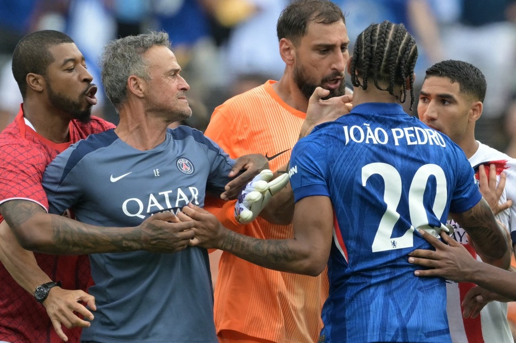 HLV Luis Enrique lên tiếng lý giải vì sao thẳng tay tát ngôi sao Chelsea - 1