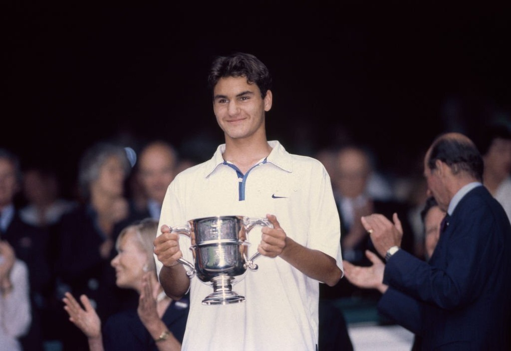 Những khoảnh khắc ấn tượng trong sự nghiệp của Roger Federer - 1