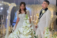 Cặp đôi đại gia Philippines tặng dây chuyền vàng, đồng hồ cho khách dự cưới