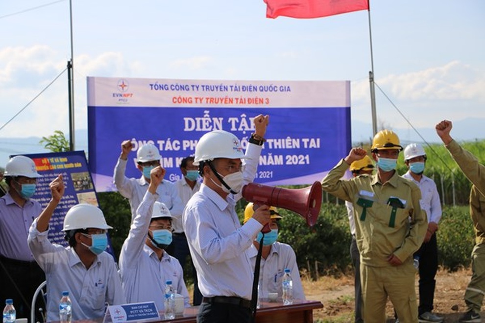 EVNNPT xây dựng các phương án đảm bảo vận hành an toàn lưới điện truyền tải mùa mưa bão - 2 EVNNPT xây dựng các phương án đảm bảo vận hành an toàn lưới điện truyền tải mùa mưa bão - 2