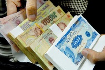 Lương tối thiểu: "Mức chênh về đề xuất tăng lương là bình thường!"