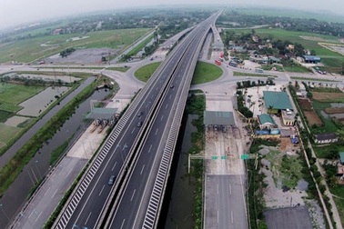 Trình Quốc hội thông qua Dự án đường bộ cao tốc Bắc - Nam