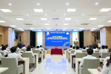 EVNCPC quyên góp gần 4,7 tỷ đồng ủng hộ đồng bào vùng bão lũ