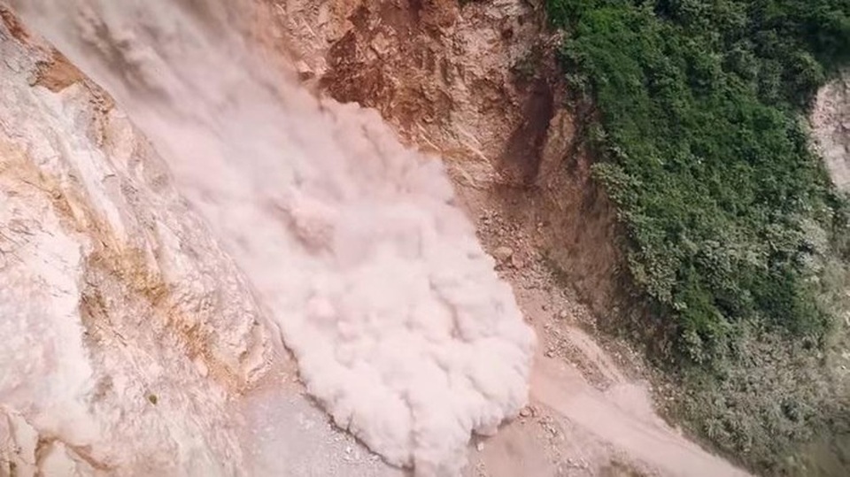 Hậu trường nghẹt thở phim “Sinh tử”, chuyện bây giờ mới kể - 1