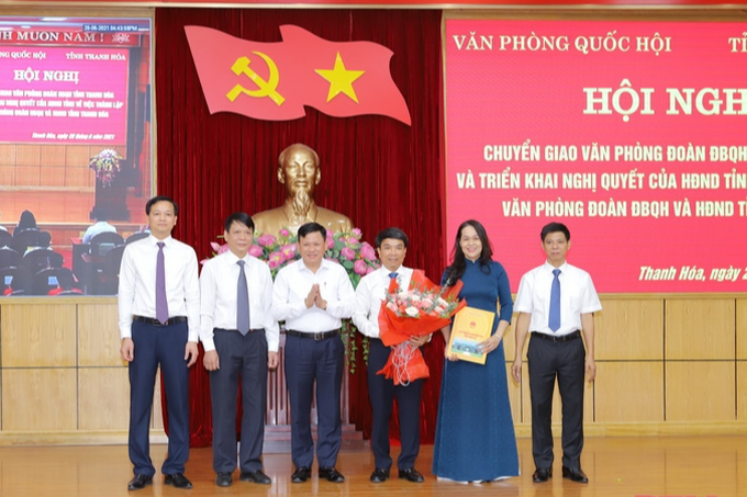 Thành lập Văn phòng Đoàn ĐBQH và HĐND tỉnh Thanh Hoá: Tạo nên sức mạnh tổng hợp để thực hiện tốt chức năng tham mưu, phục vụ - Ảnh 4.