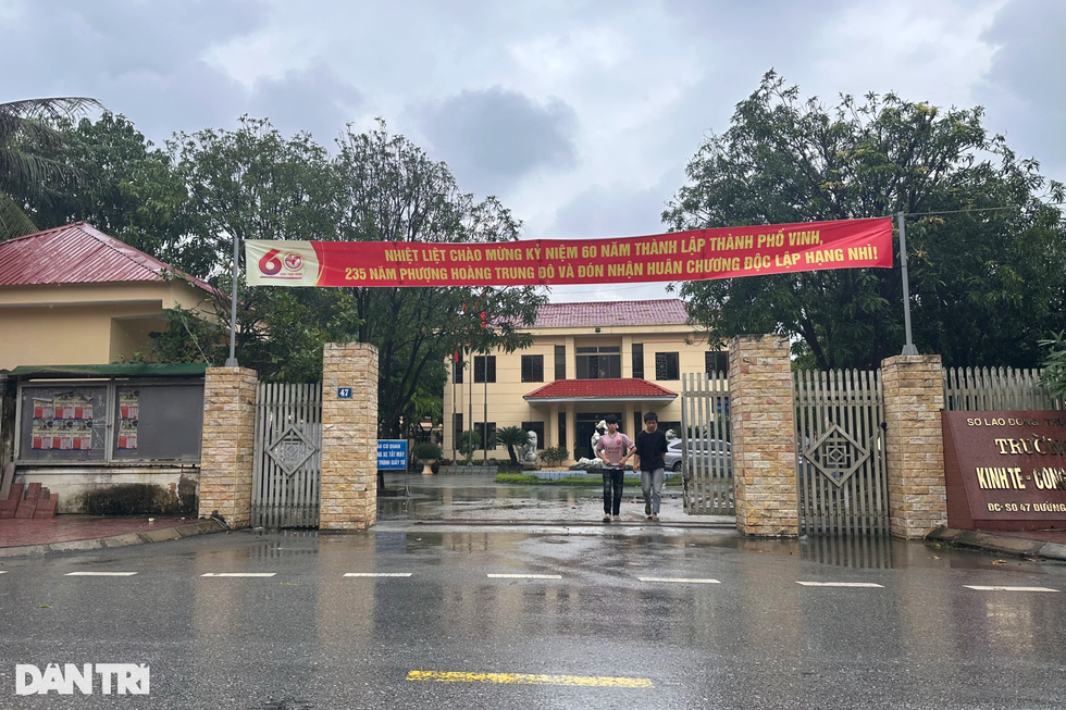 Từ đam mê may, thiết kế thời trang đến nữ giáo viên trẻ tiêu biểu toàn quốc - 4 Từ đam mê may, thiết kế thời trang đến nữ giáo viên trẻ tiêu biểu toàn quốc - 4