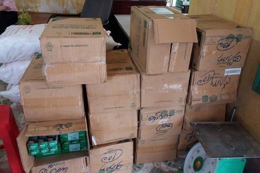 CSGT bắt vụ vận chuyển 500kg bột ngọt không giấy tờ