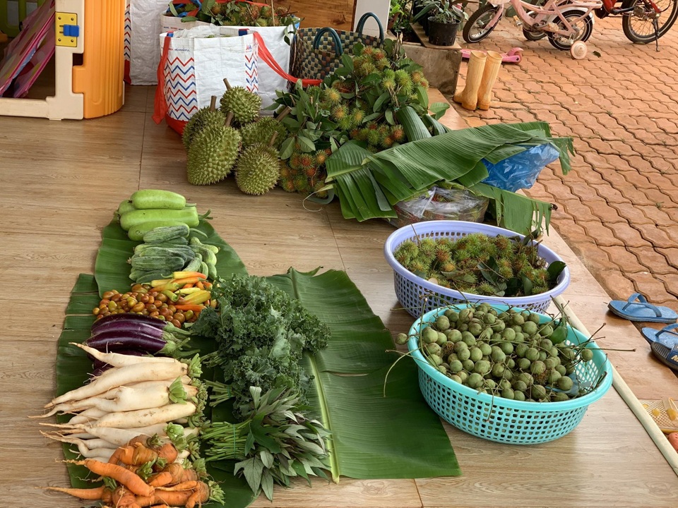 Chi tiền tỷ mua mảnh đất ngoại ô, vợ chồng ở Sài Gòn “trồng hoa, nuôi gà” - 5 Chi tiền tỷ mua mảnh đất ngoại ô, vợ chồng ở Sài Gòn “trồng hoa, nuôi gà” - 5