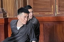 Xét xử 2 đạo chích trộm 4,6 tỷ đồng của ca sĩ Nhật Kim Anh