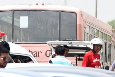 Thảm sát trên xe buýt tại Pakistan, 43 người chết