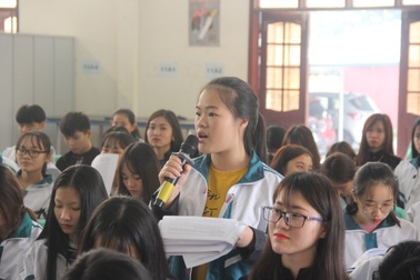 Cần đưa bình đẳng giới vào Luật Giáo dục