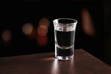 Hà Nội: Thứ ẩn mình trong chai rượu khiến người đàn ông ngừng tim