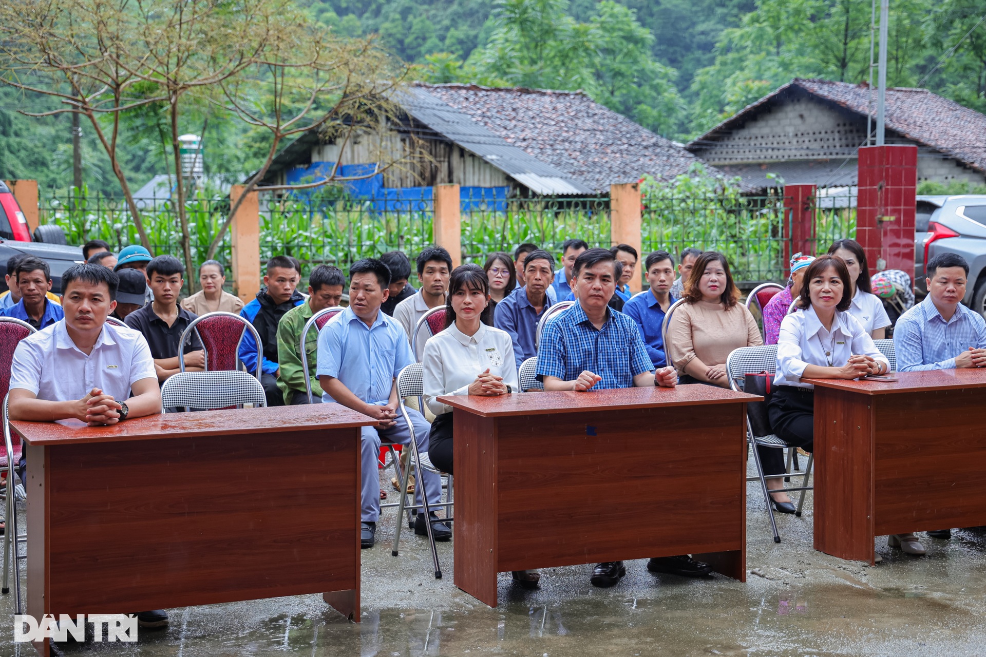 Khởi công xây dựng 8 ngôi nhà Nhân ái nơi địa đầu Tổ quốc - 2 Khởi công xây dựng 8 ngôi nhà Nhân ái nơi địa đầu Tổ quốc - 2