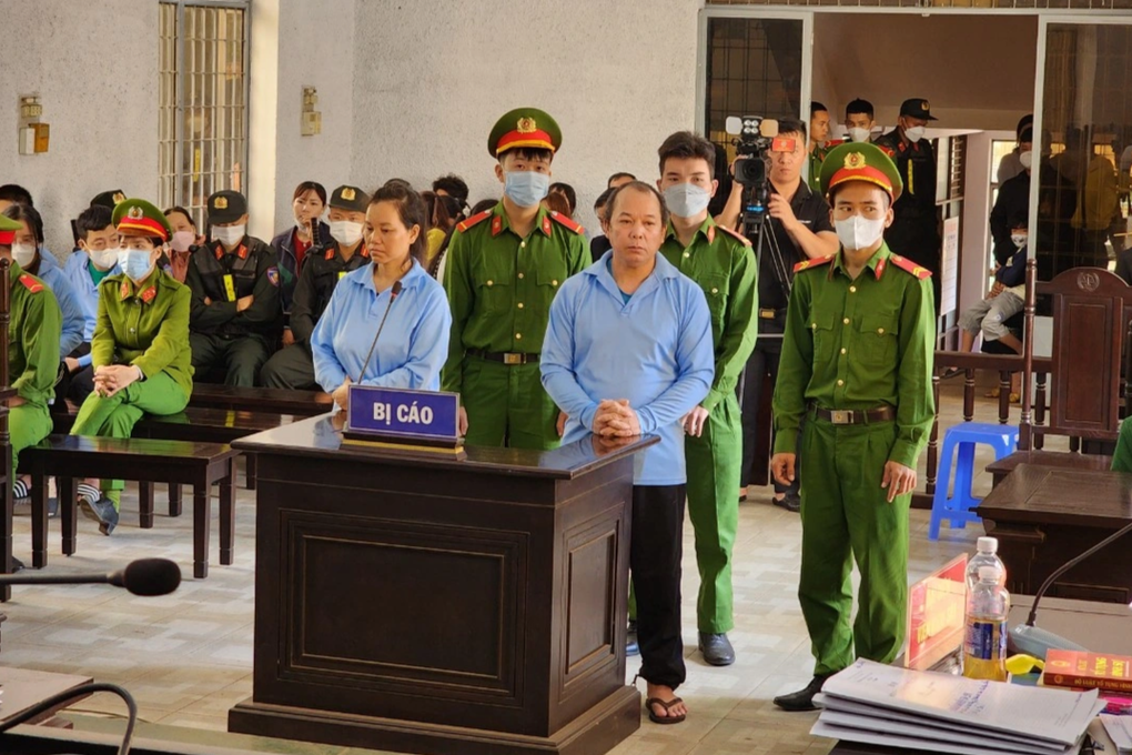Y án tử hình, chung thân với cặp tình nhân giết người - 1 Y án tử hình, chung thân với cặp tình nhân giết người - 1